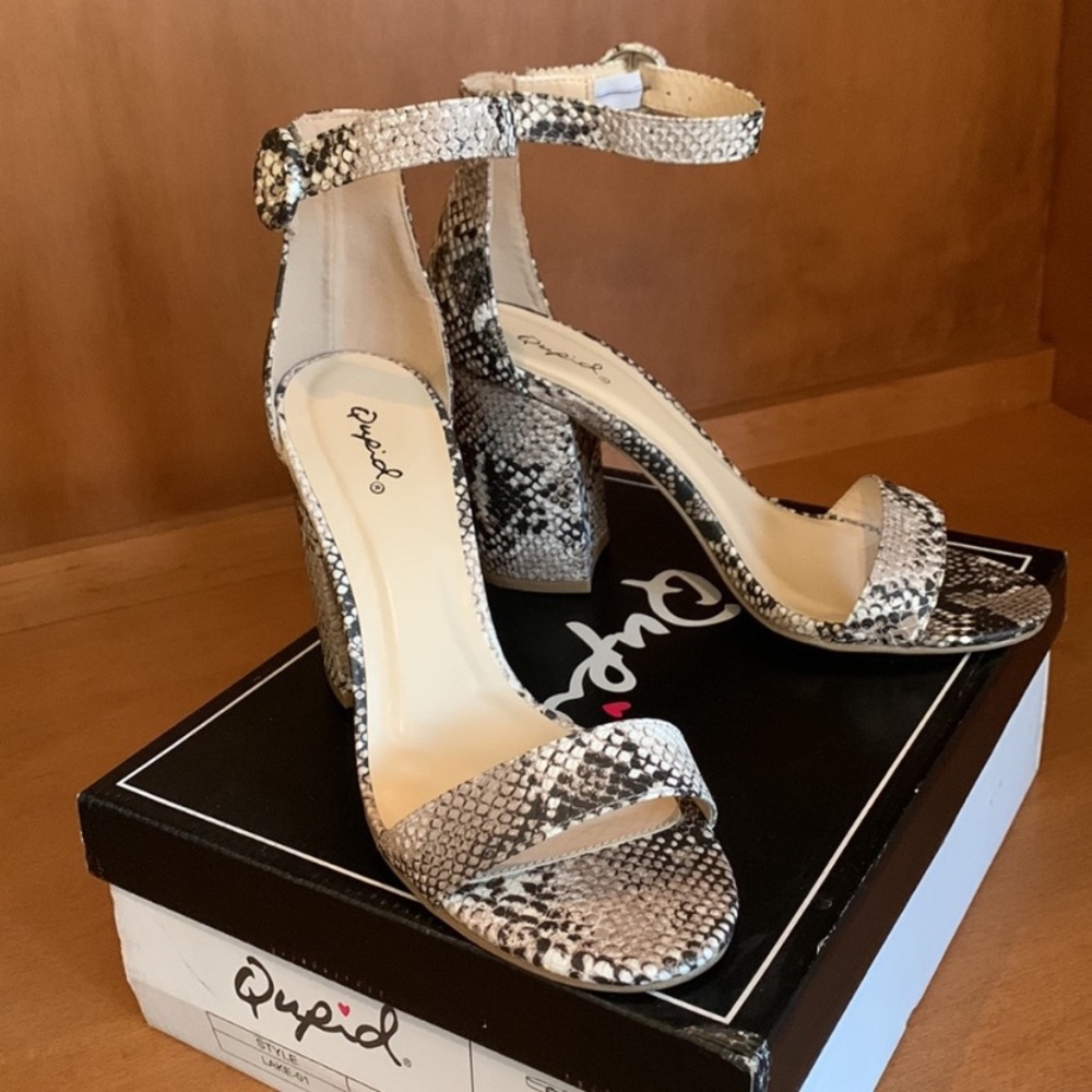 COURTNEY-Snake Skin Print Chunky Heel Sandal - Picture 10 of 12